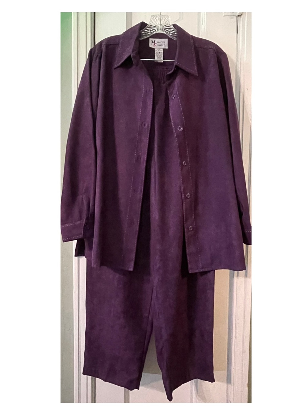 Vintage EUC Women's Purple Faux Suede Pants & Shacket Set
